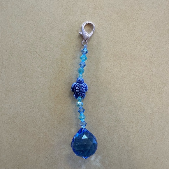 Handmade Turtle Keychains - Picture 3 of 4